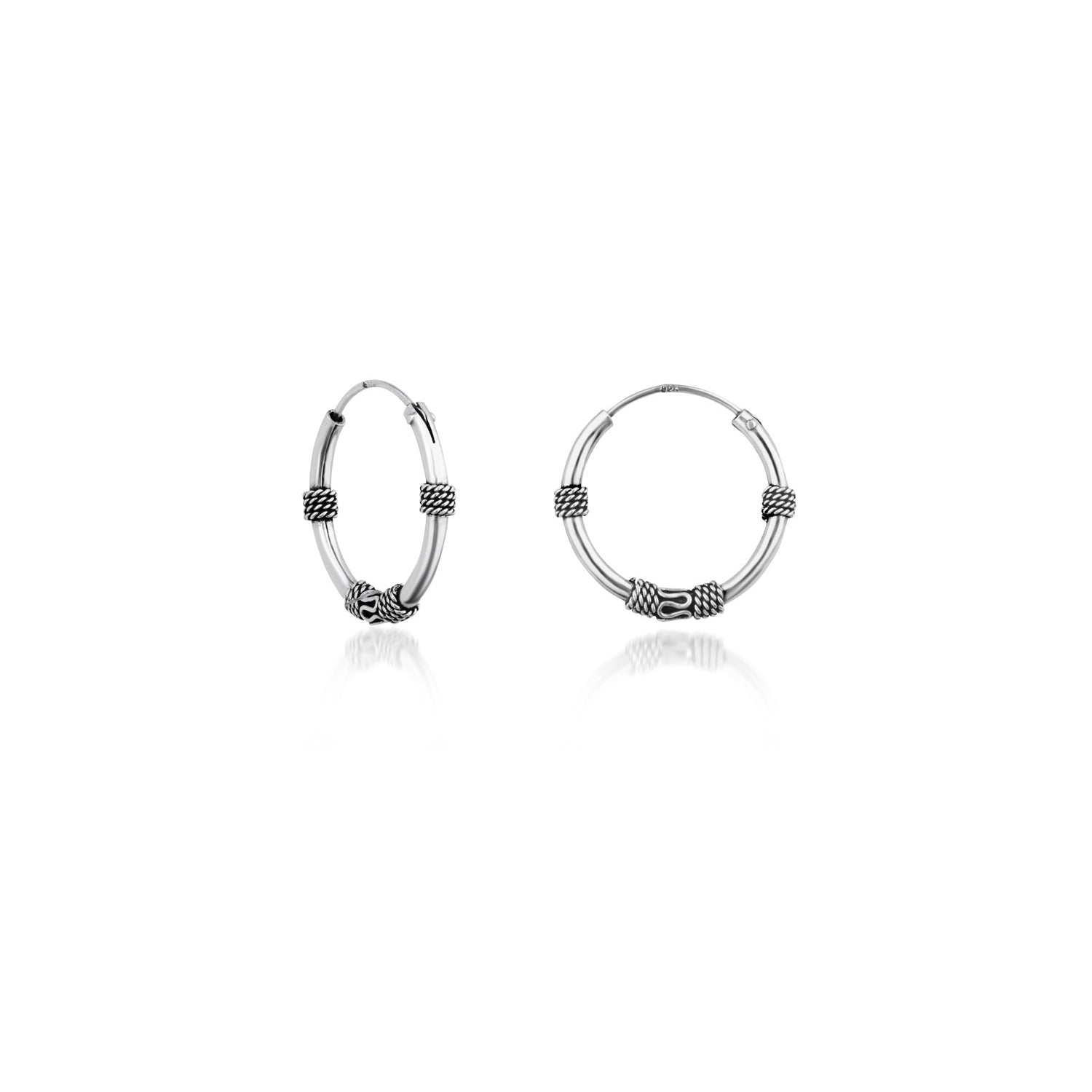 Oxidised #color_Silver