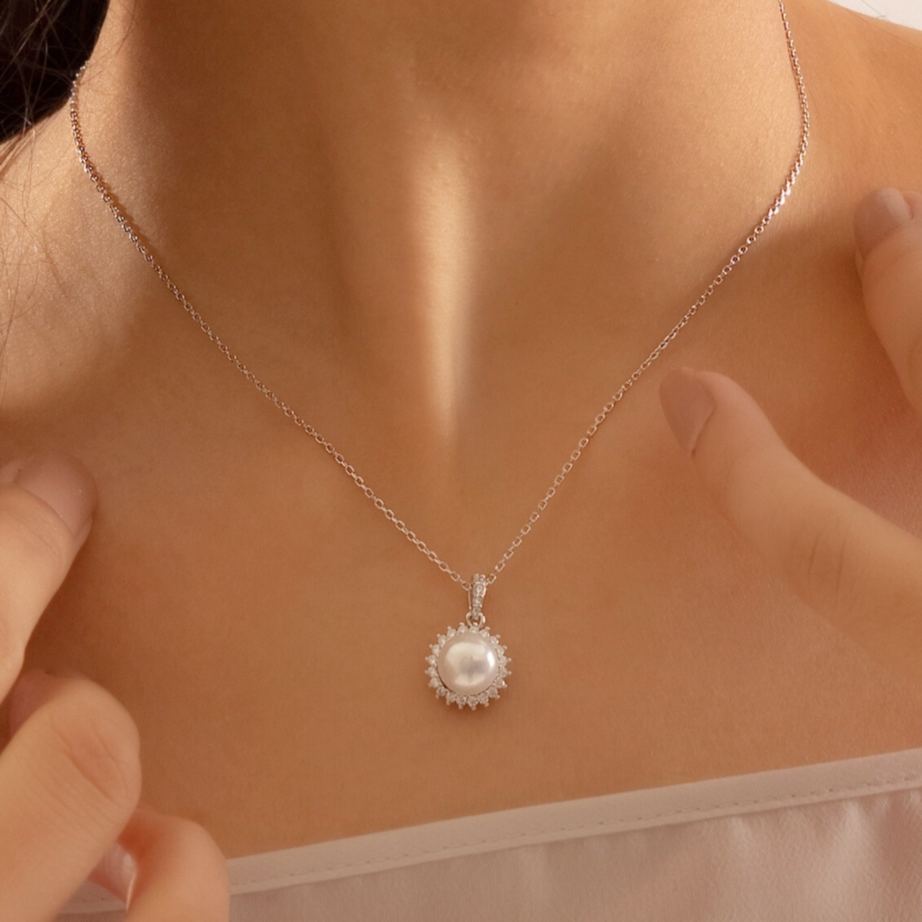 Sunshine Vibes Glow Necklace