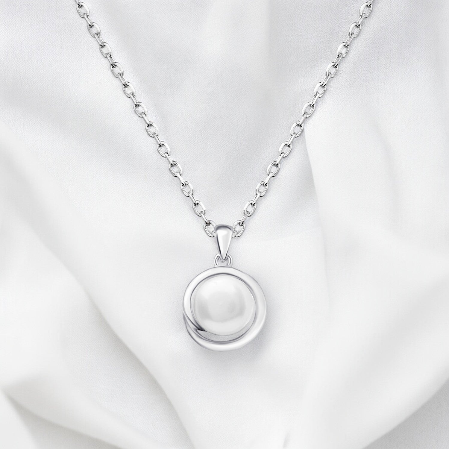 The Power Pearl Necklace