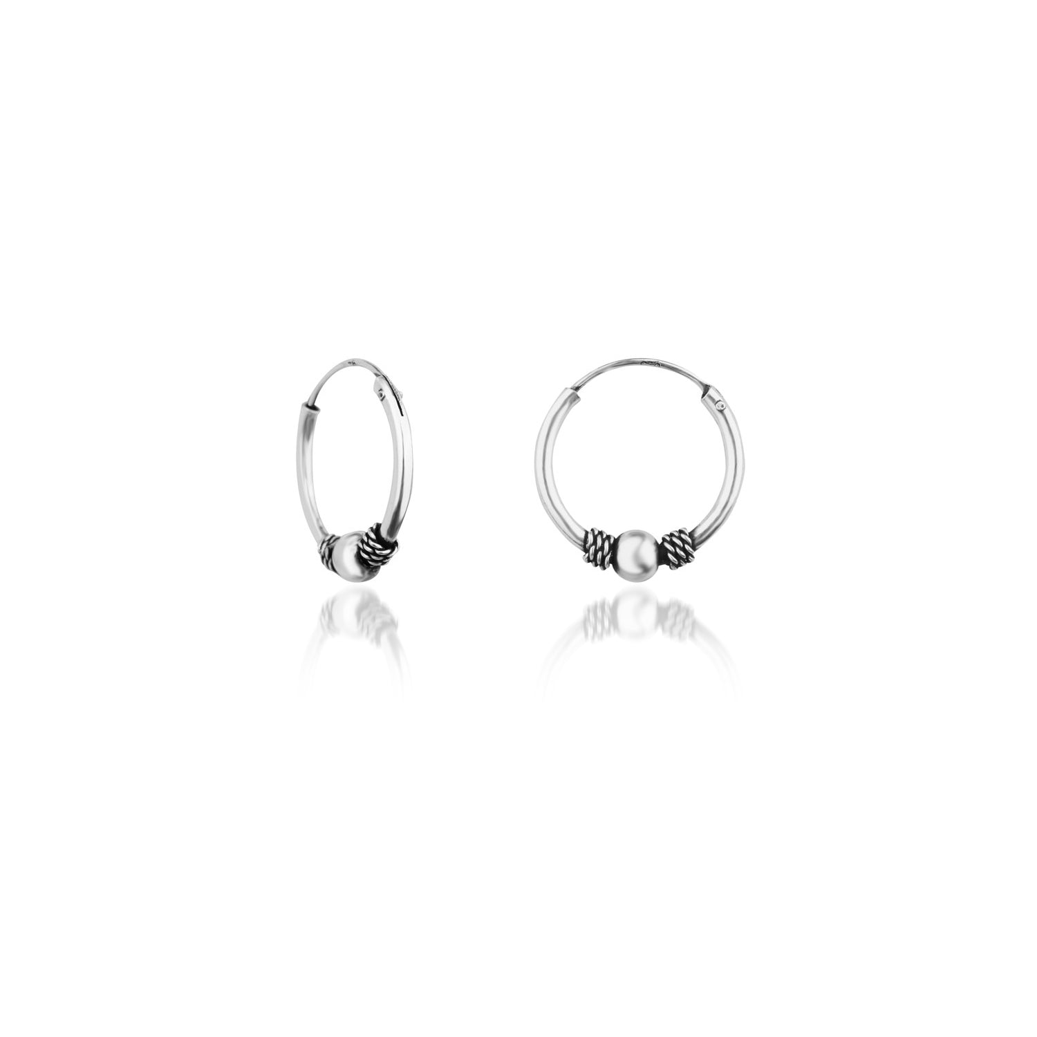 Oxidised #color_Silver