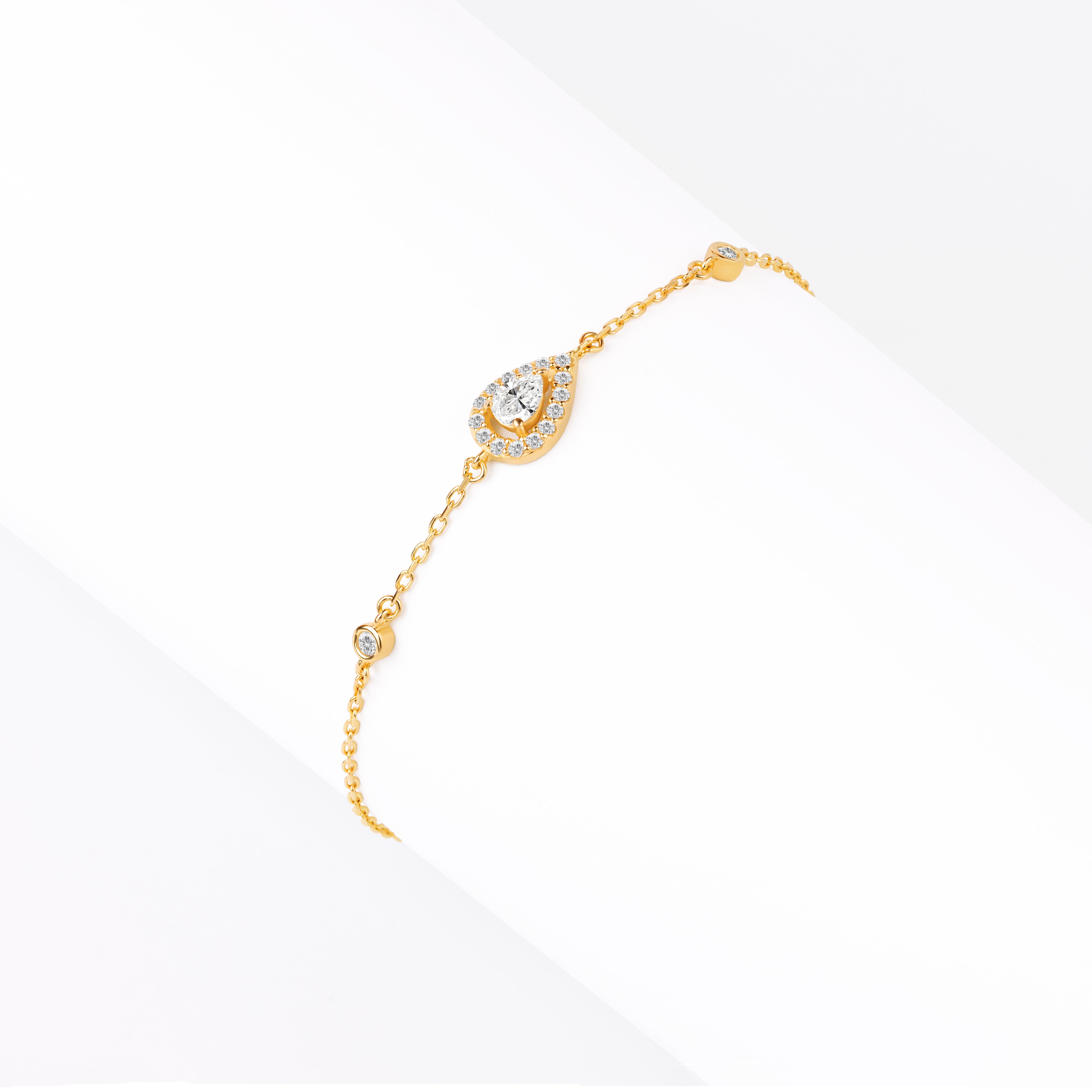Eternal Glow Teardrop Bracelet