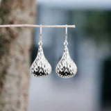 Dangling Kisses Earrings
